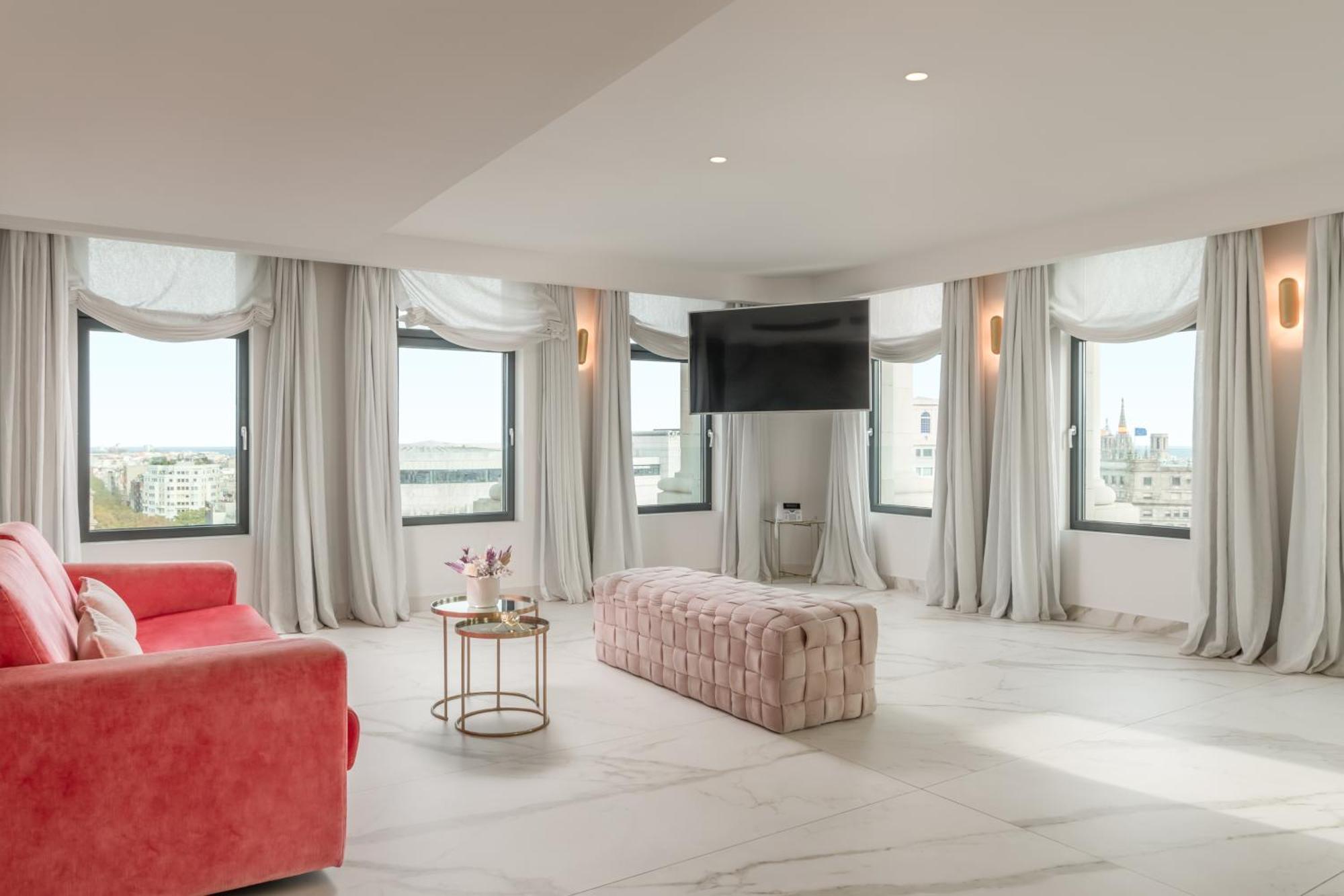 45 Times Hotel 4*