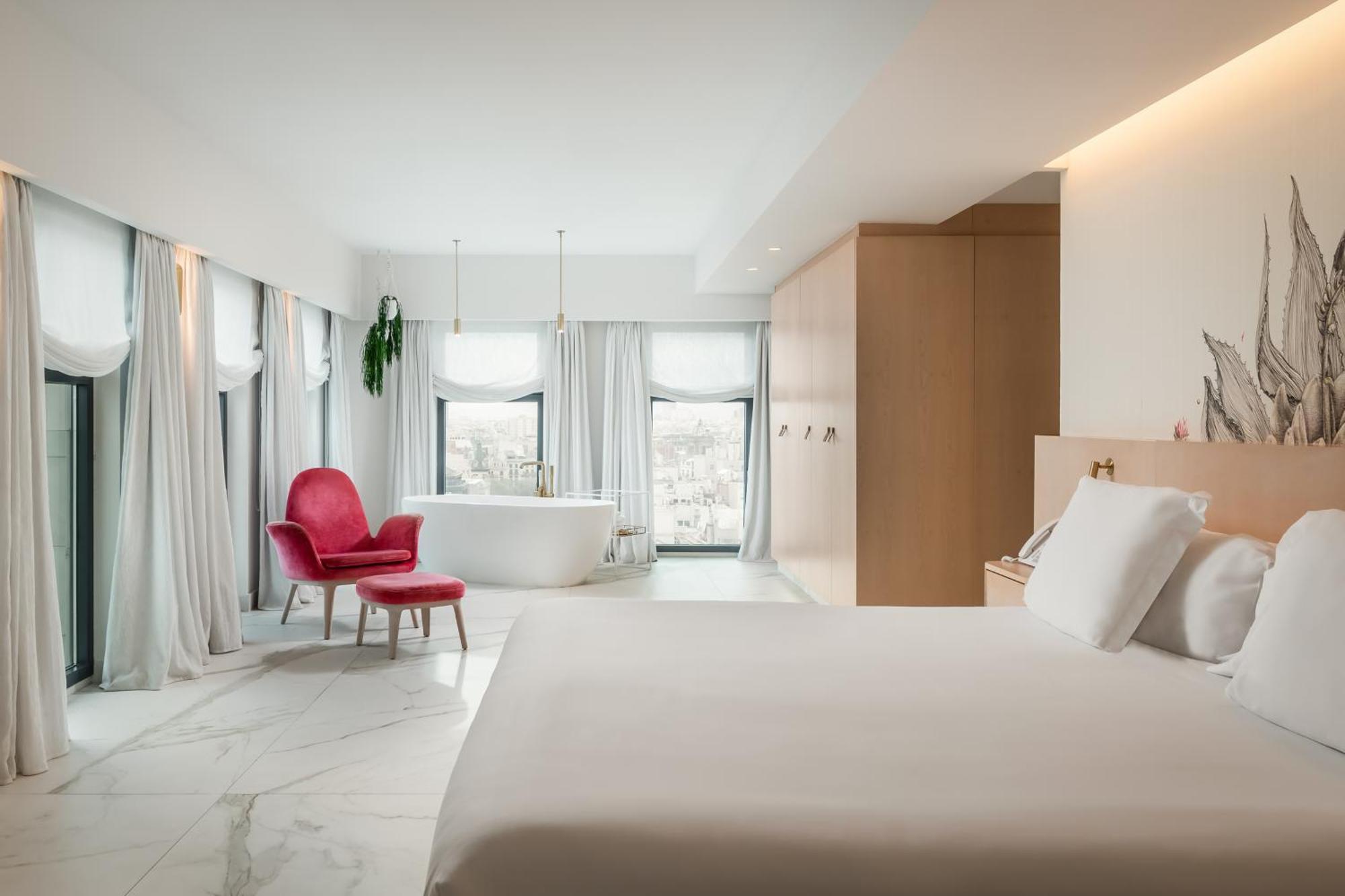 Hotel 45 Times 4*