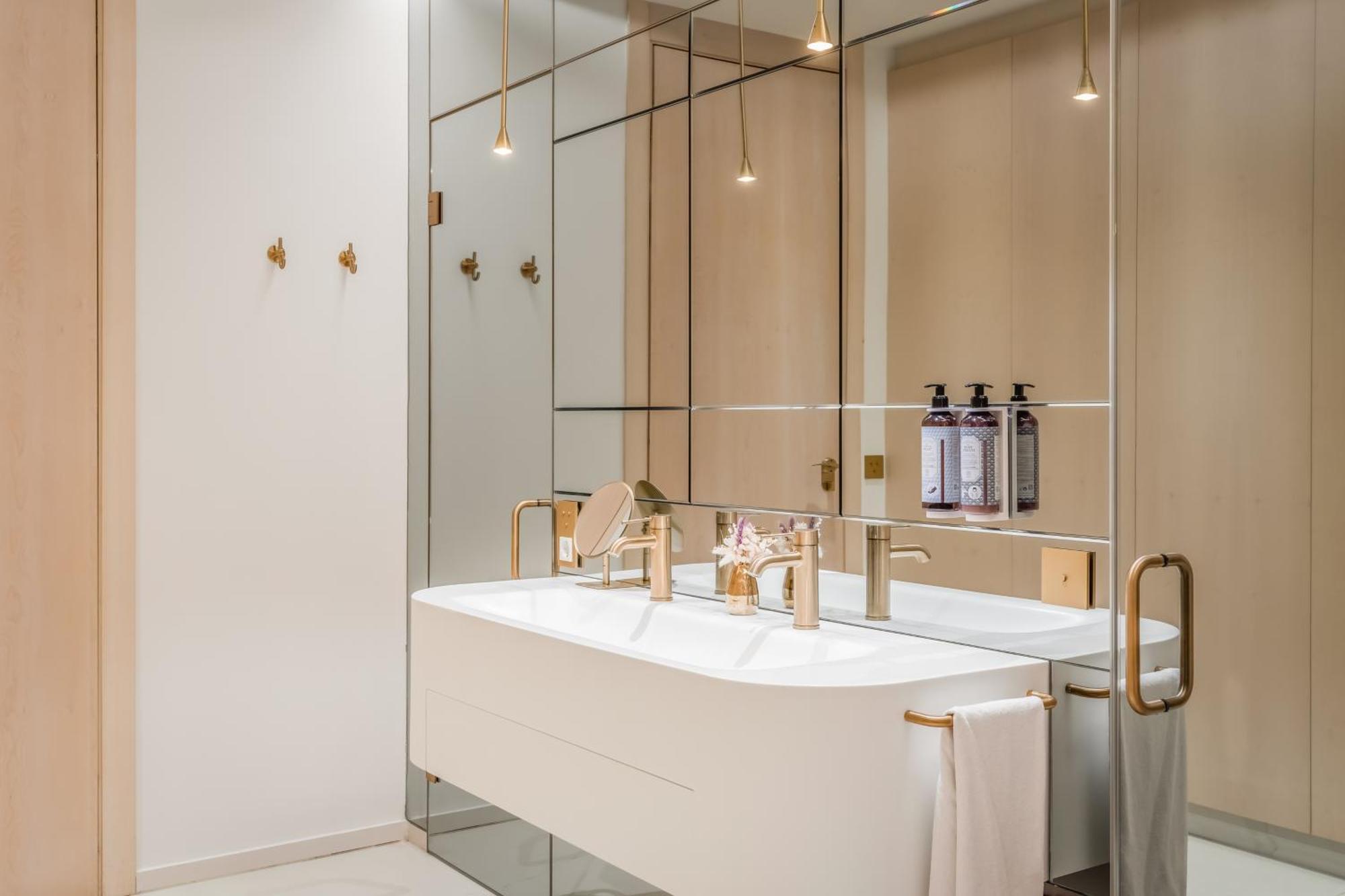 Hotel 45 Times Barcelona